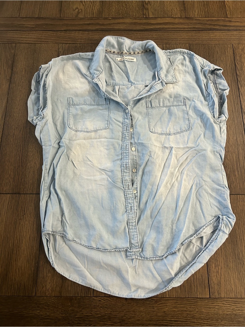 Maurice’s Light Blue Button-Front Women's Chambray Top